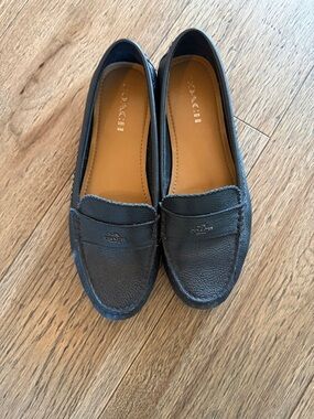 Coach Black Leather Women’s Loafers with Tan Insoles